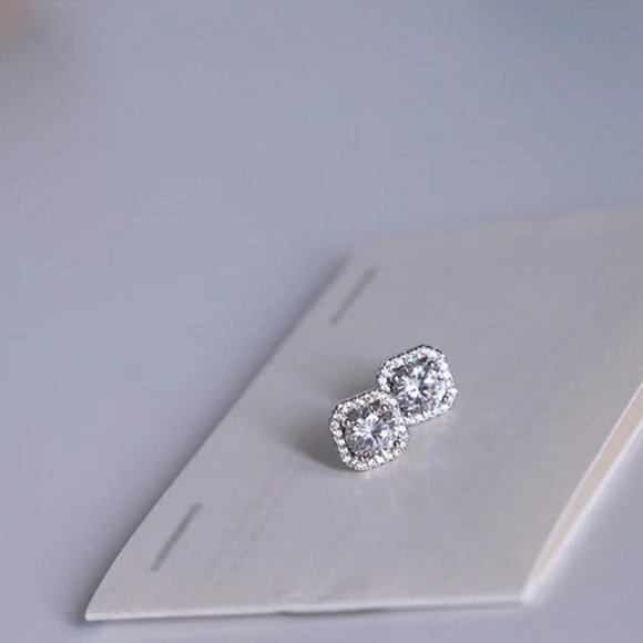 NEW 925 Silver Round Diamond Halo Stud Earrings - Picture 8 of 10